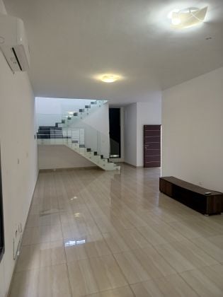 LOCATION VILLA DUPLEX 4 PIÈCES + DÉPENDANCE RIVIERA 4 