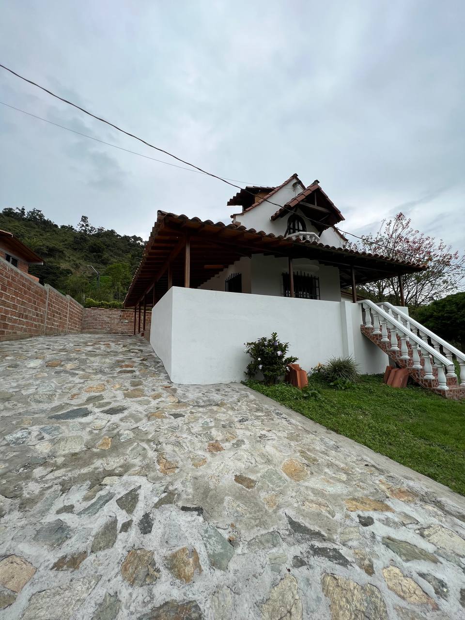 Finca near Medellín – Country Home with Mountain Views with 2500 m² of land
