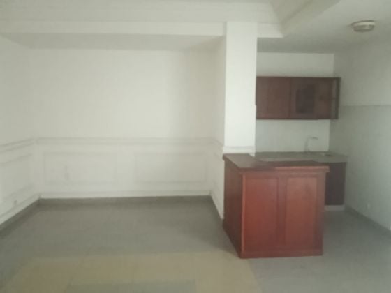 STUDIO À LOUER EN PLEIN COEUR DE BONAPRISO