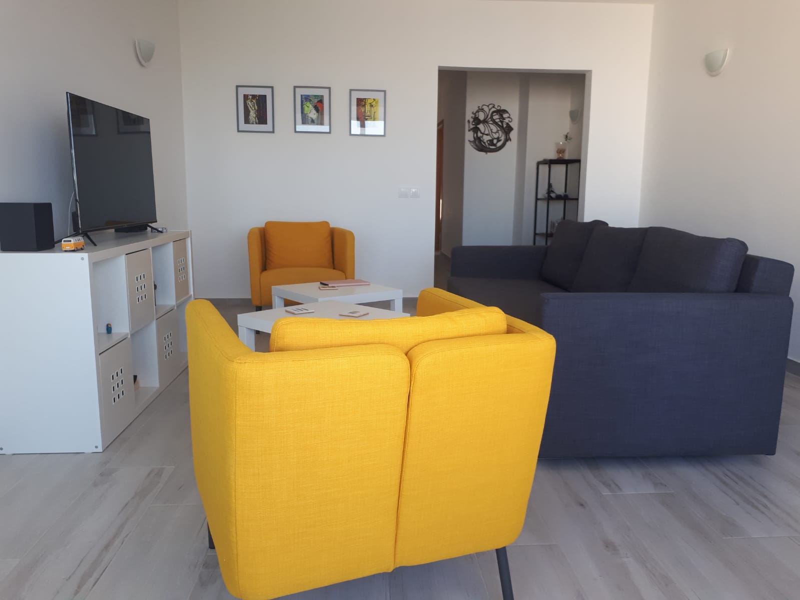 Quarteira (Algarve), 3 pièces meublées , 100 m2, refait à neuf, lumineux, vue mer