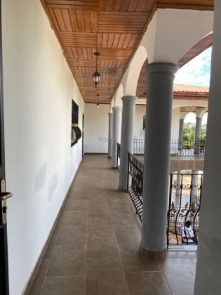 Magnifique Duplex à vendre Yaoundé 