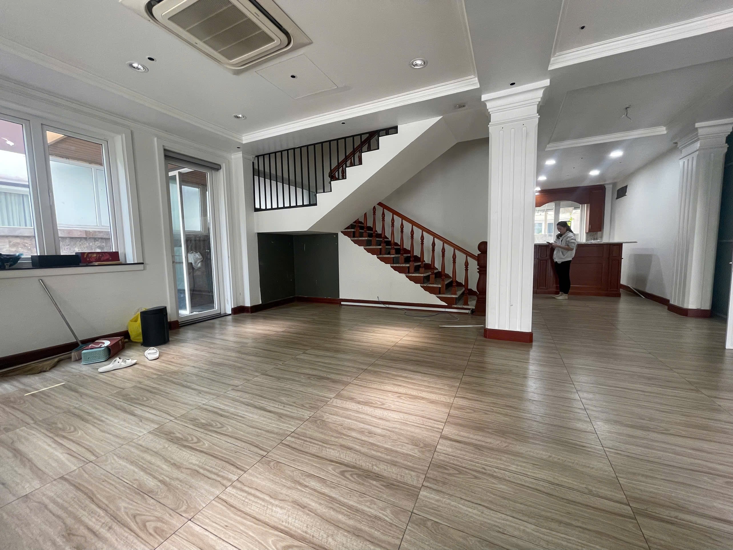 Spacious Villa for Rent in My Hung, Phu My Hung – Up to 6 Room