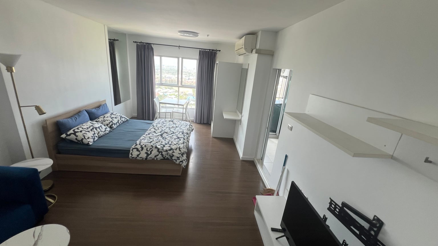 Baan Kiang Fah furnished studio for sale — 24th floor, Hua Hin — THB 2,400,000