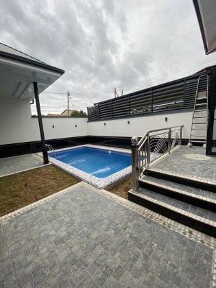 Cute 3 bedrooms and 2 bathrooms cottage of 120 m2 with outdoor pool at ...