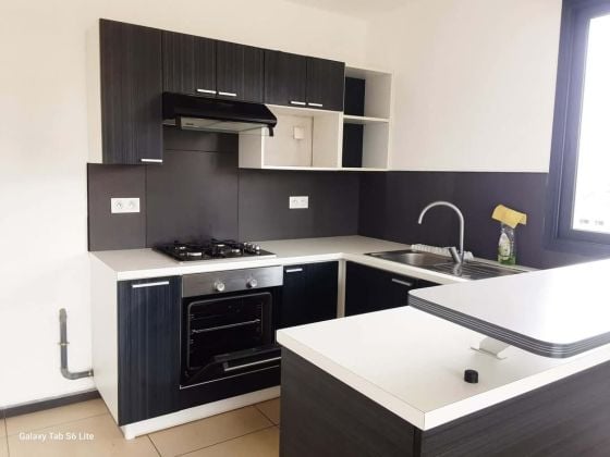 APPARTEMENT T3 À LOUER AMBARANJANA CITE PLANTON 