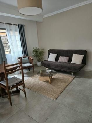 APPARTEMENT T3 SEMI MEUBLÉ À LOUER À ANTANIMENA 