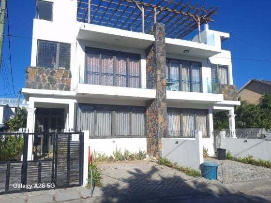Duplex for Rent – Pointe aux Canonniers** *(Foreigners Only) - Rs ...