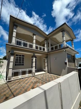 Spacious House for rent at Cap Malheureux 