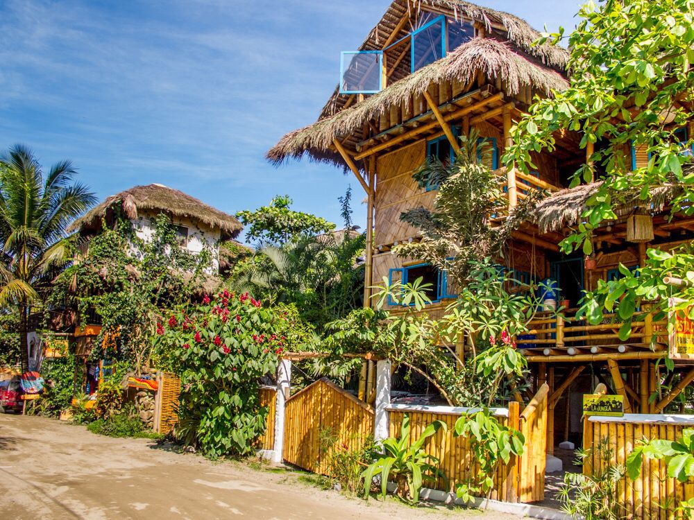 Furnished 4-bedroom bamboo beach house for sale in Mompiche, 50 steps from the ocean