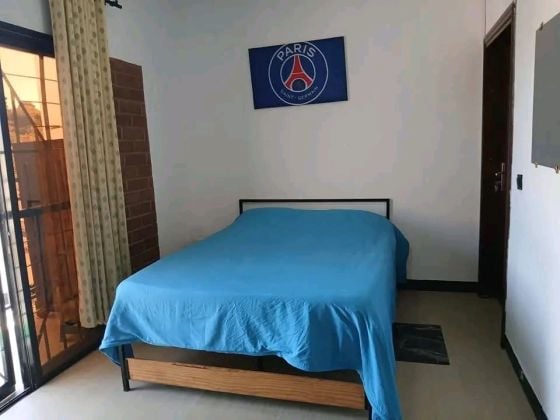À LOUER STUDIOS & T2 MEUBLÉS TSIMBAZAZA 