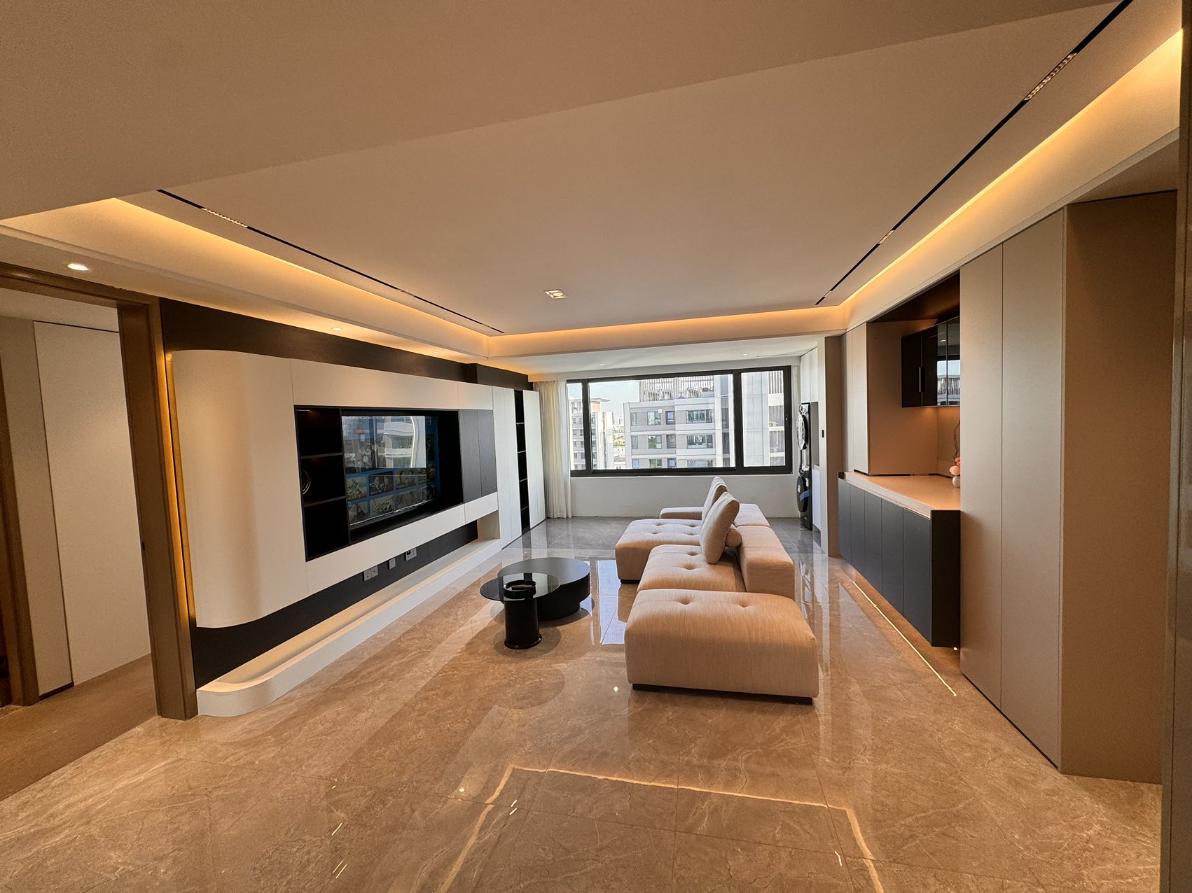 Tan Gim Near dulwich XJTLU dushuhu ,Brand new 4br/floor heating/ Suzhou SIP station/ time square/luxury decor .