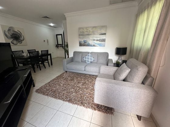 Apartamento amueblado de 2 habitaciones en un complejo encantador.