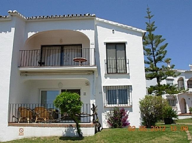 Furnished 2-Bedroom Apartment for Long-Term Rent — El Paraíso, Benahavís