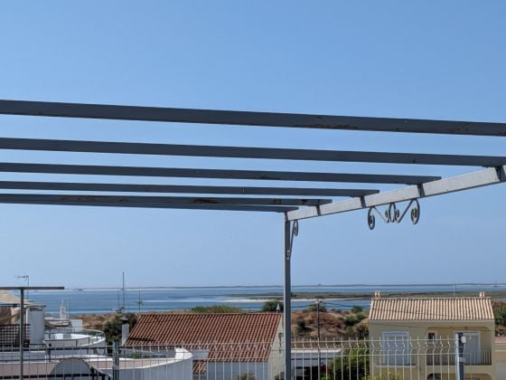 Maison de ville contemporaine de 188 m² avec patio et rooftop (vue ...