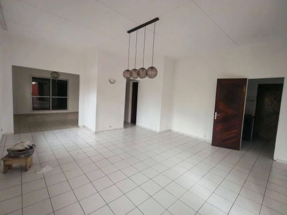 A louer Maison avec piscine à Glass