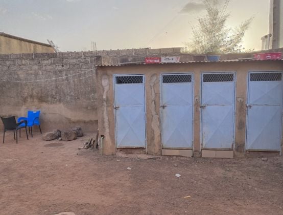 À VENDRE À BANG-POORÉ : CÉLIBATORIUM DE 6 ...