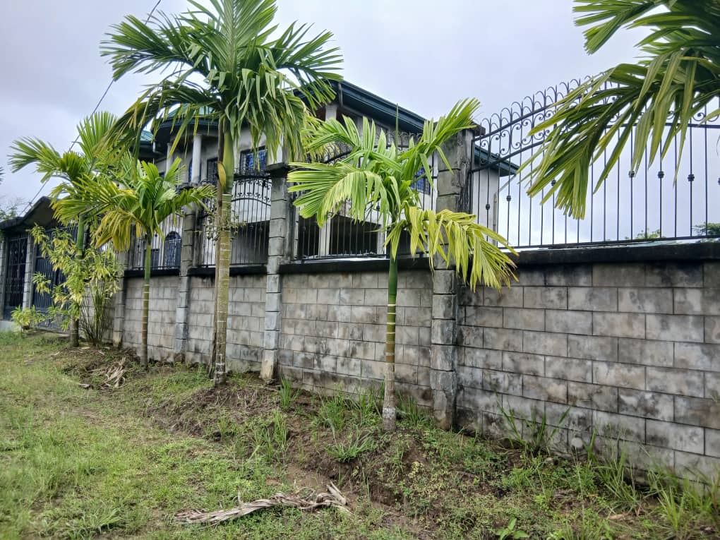 Duplex à vendre à Douala 