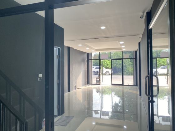 Commercial buildings Siam Country Club Pattaya for rent with good condition