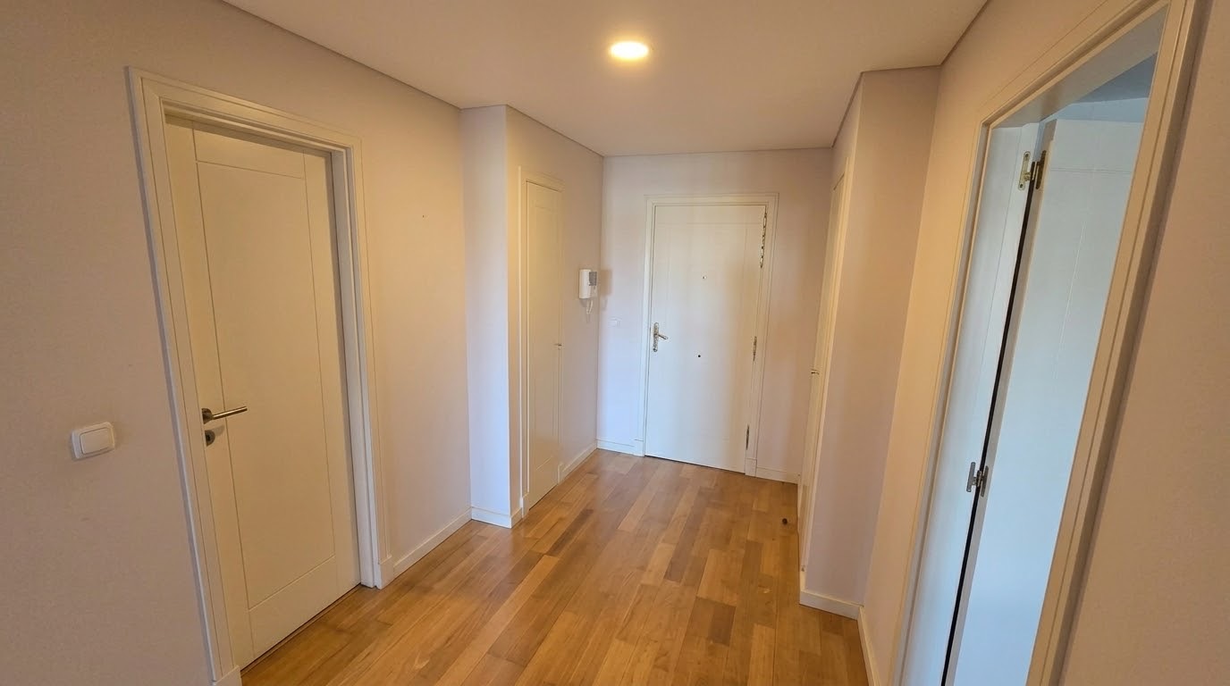 T1 Apartment for Rent | Twin Towers, Campolide, Lisbon