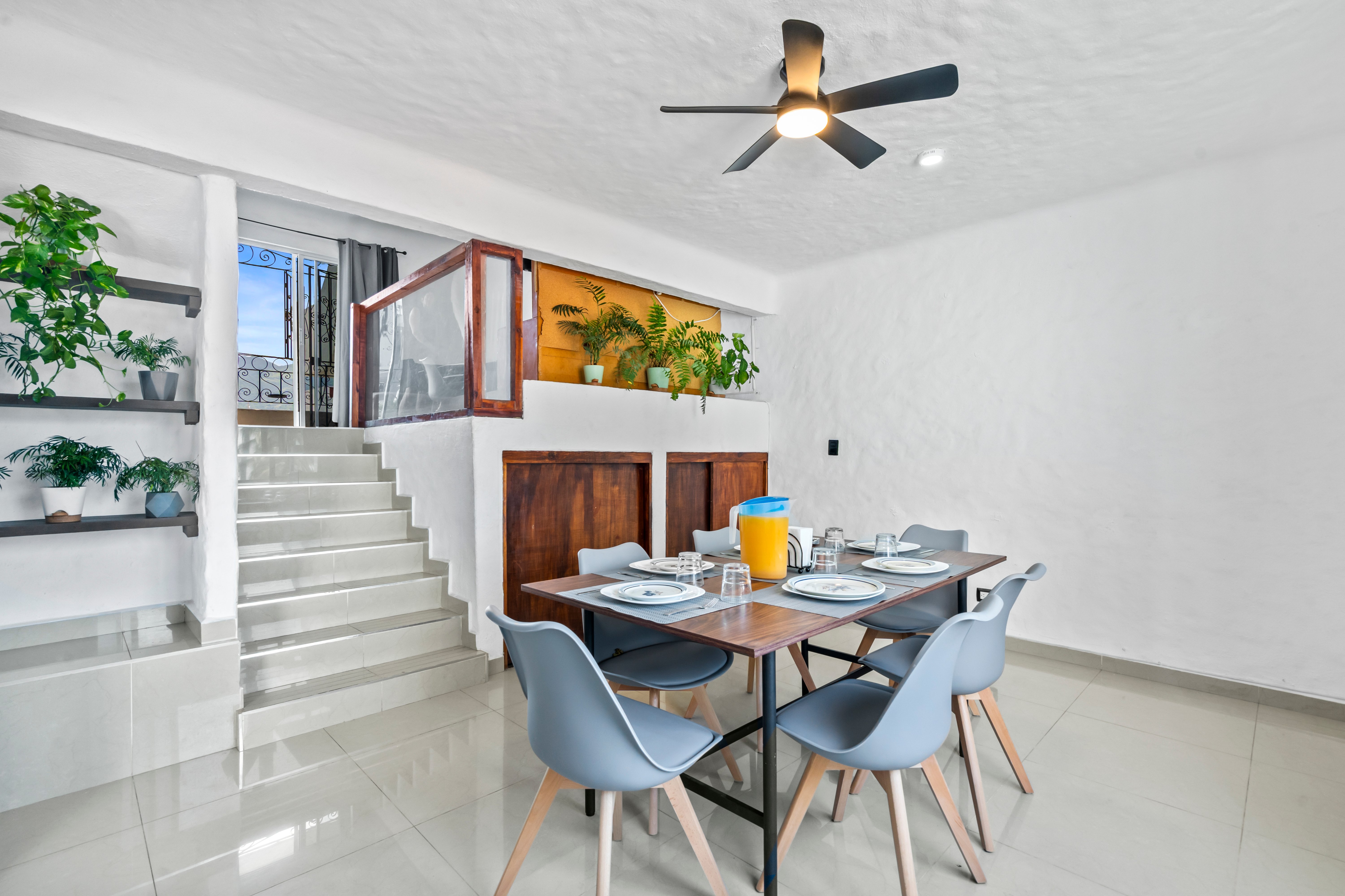 Furnished 3BR Apartment with Pool in Versalles