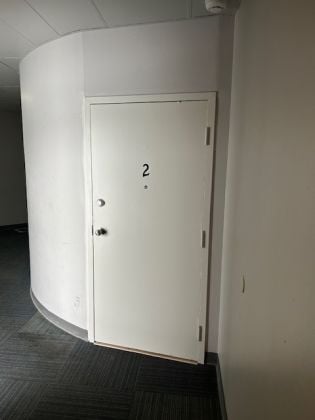 GRAND APPARTEMENT MEUBLÉ - ELECTRICITÉ ET CHAUFFAGE INCLUS
