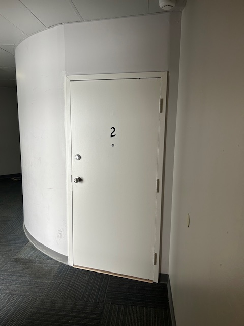 GRAND APPARTEMENT MEUBLÉ - ELECTRICITÉ ET CHAUFFAGE INCLUS