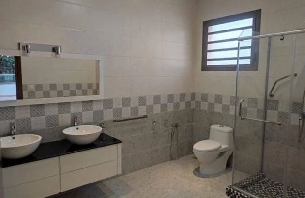 IVANDRY - Ampio appartamento con 4 camere da letto, generatore di corrente ...