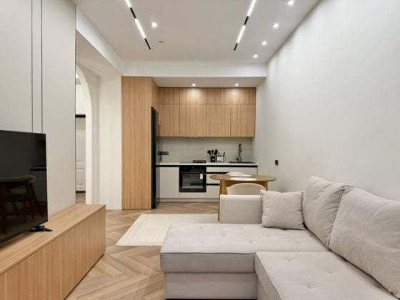 For rent 1 bedroom apartment near Philharmonic Hall, Bishkek. 