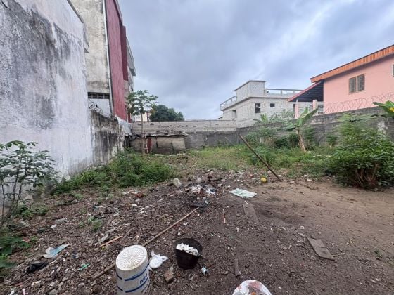Vente d'un terrain mixte de 465m² à Cocody Deux Plateaux 