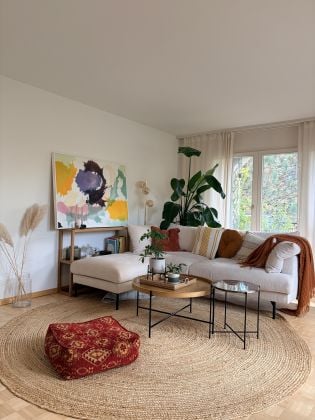 Beautiful 2.5-Room Apartment with Fireplace & 3 Balconies | Zurich Fully ...