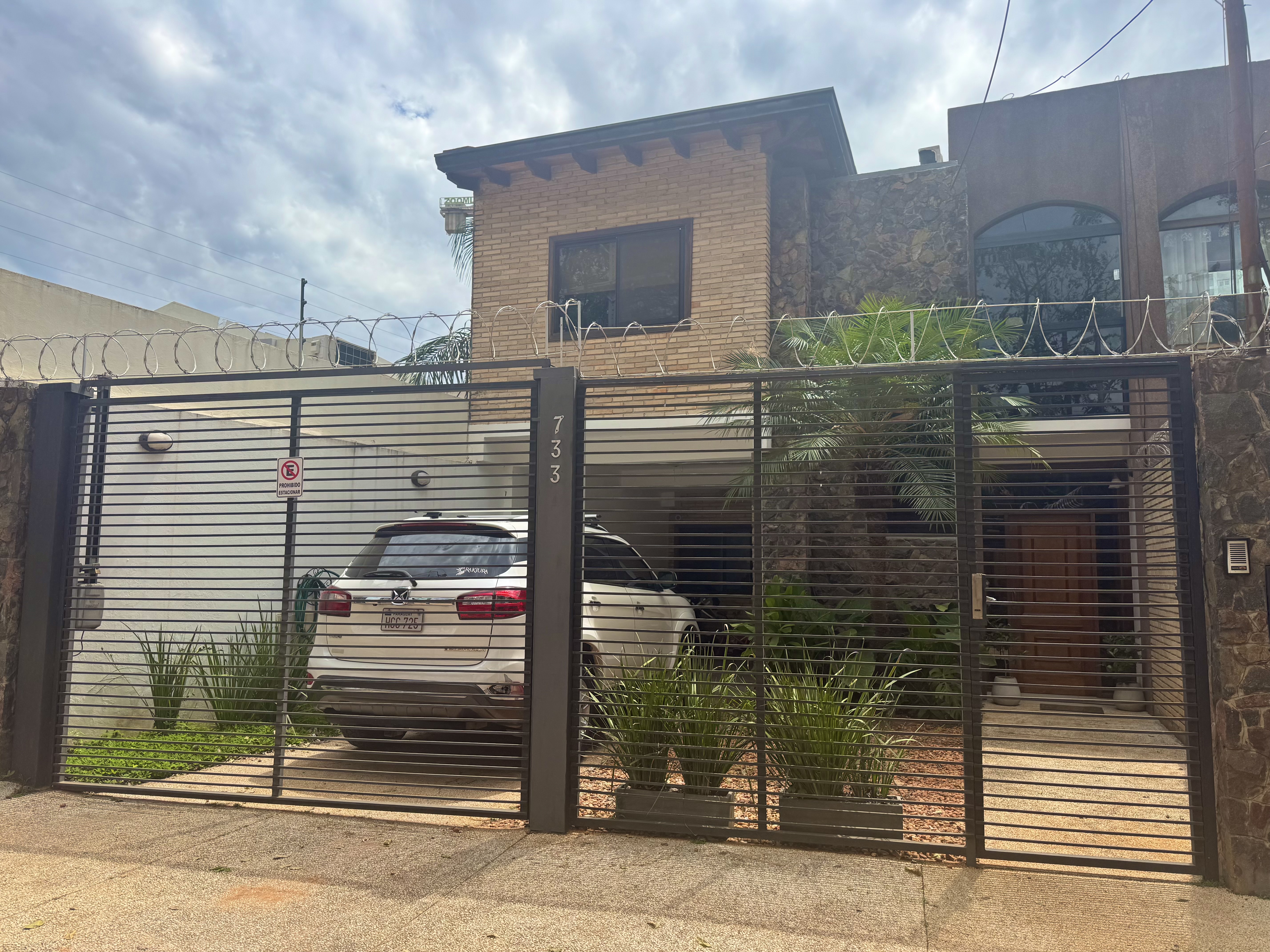 Furnished duplex for rent — Mbocayaty/Mburucuyá area, Asunción Available year-end 2026