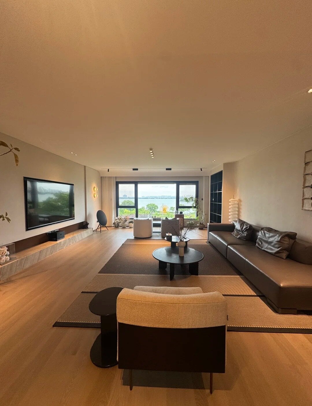 245sqm/3br+2ba/awesom lakeview/linglongwan/bayside garden/floor heating