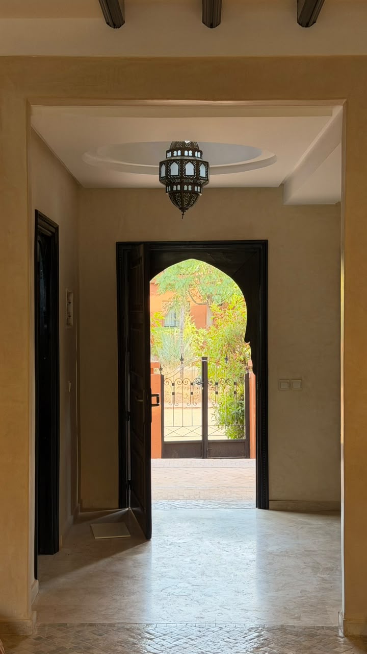 Villa à vendre à Nakhil – Route de Fès, Marrakech