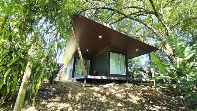 LOT WITH HOUSE IN HATILLO WITH RIVER ACCESS AND SELF-SERVICES