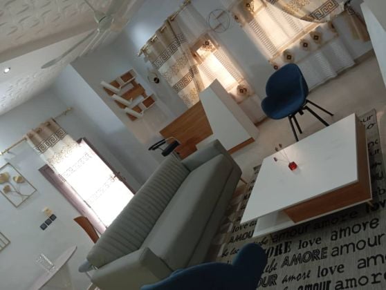 Modern bedroom and living room facing the sea, Fidjrossè/Cotonou
