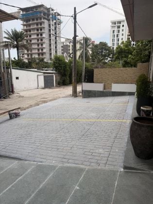 Luxury apartments for sale in zone 4