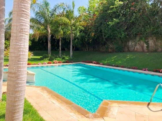 villa de luxe avec chauffage central à Souissi 