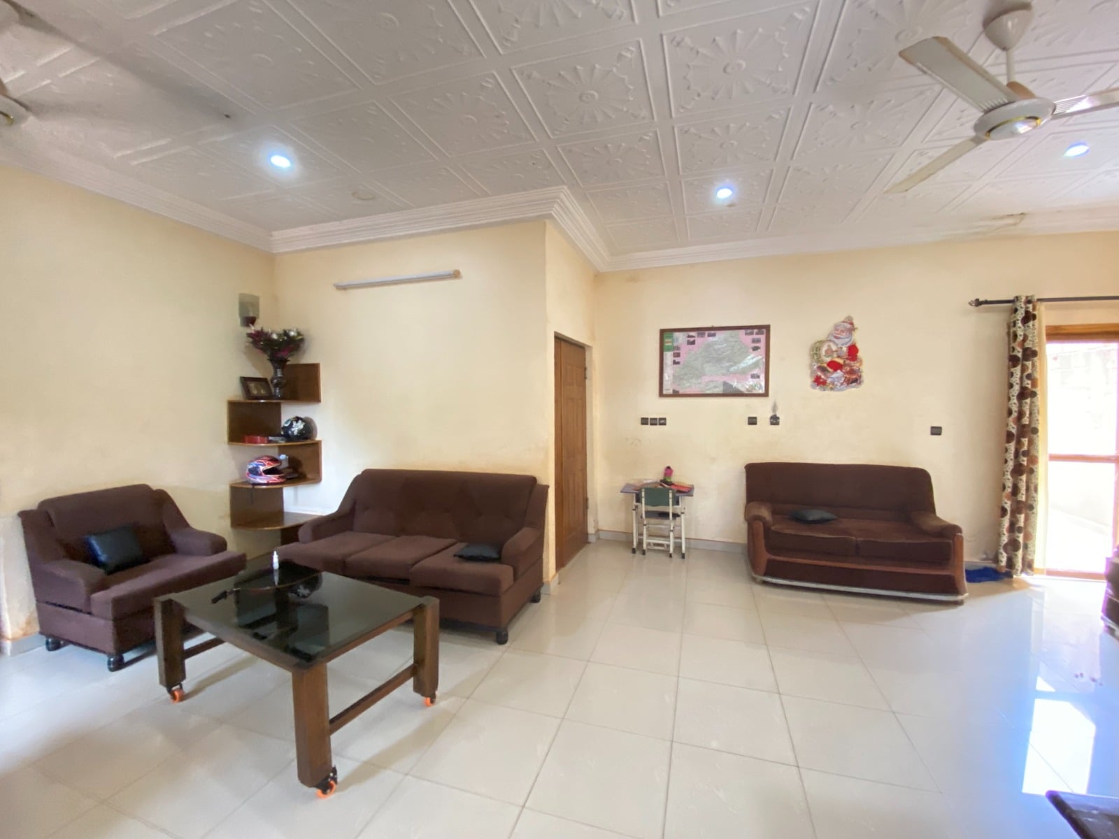 VILLA F4 AVEC 2 DÉPENDANCES F2 EN VENTE À ZAGTOULI