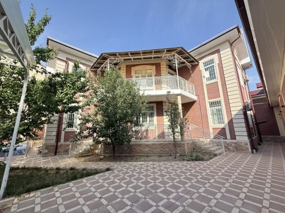 4bd detached House for rent, 420 m2 (from the owner)