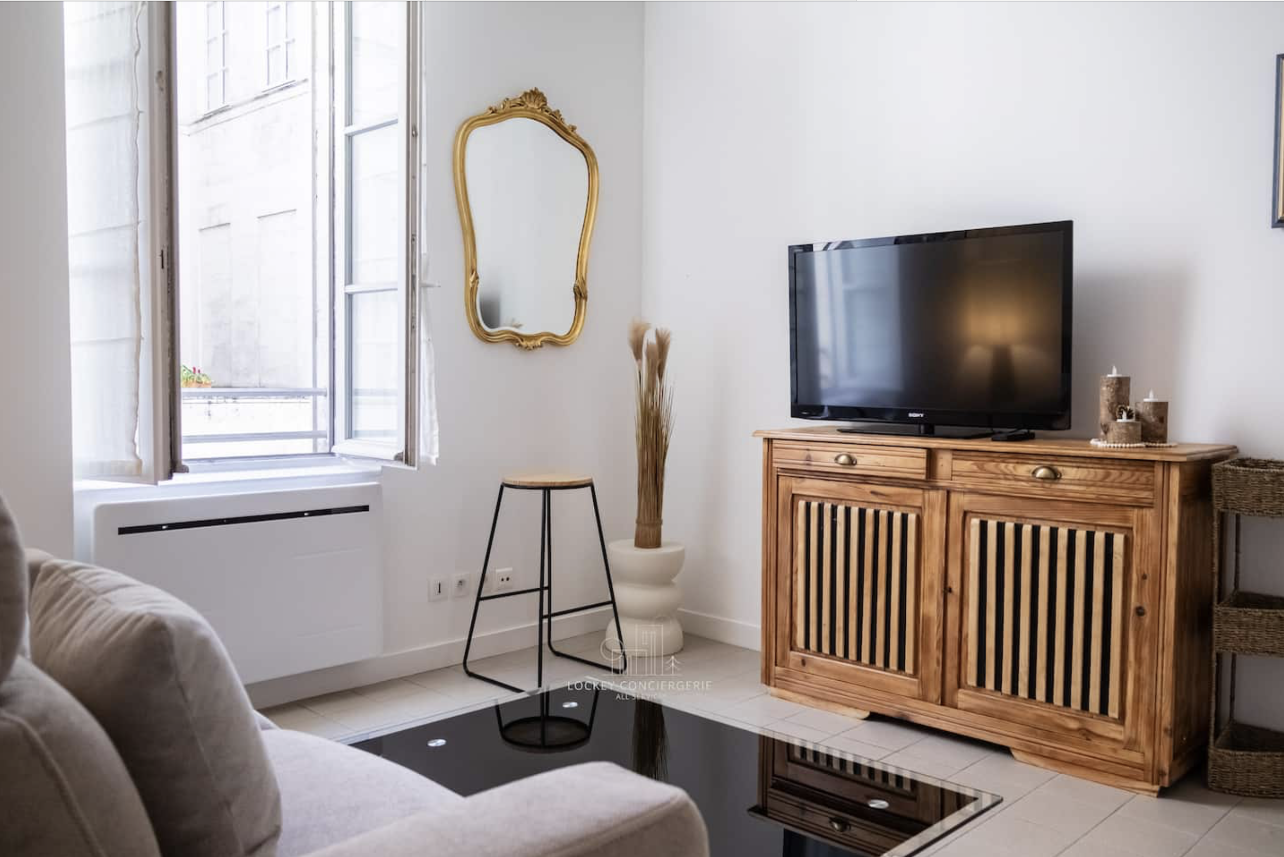 Charming Furnished Apartment in La Rochelle – Ideal for Expats, Professionals & International Students