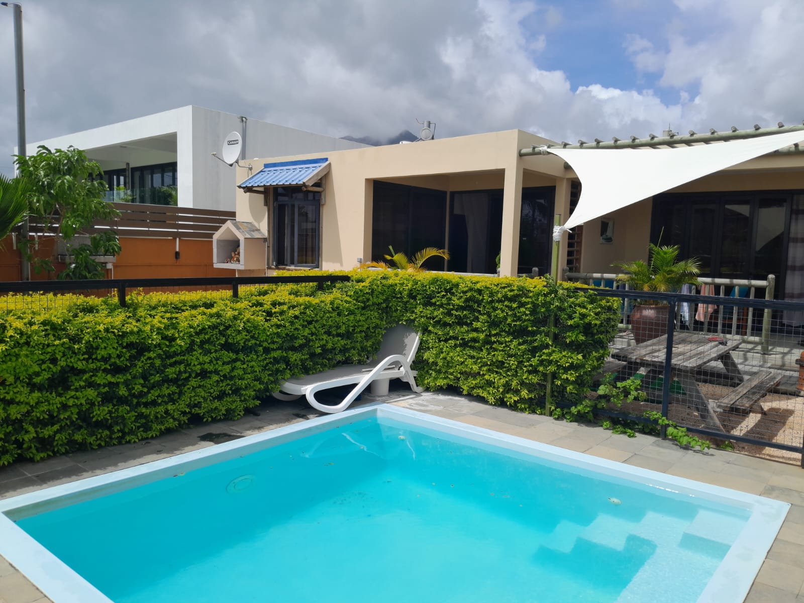 Villa La Gaulette Long Term Rental