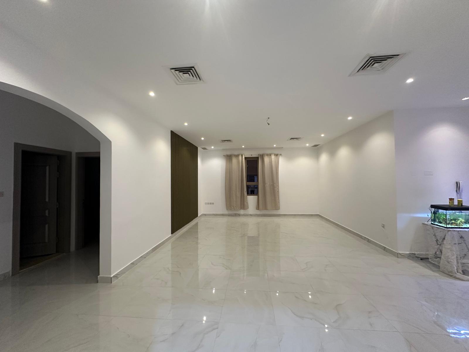 Luxurious 2 Bedroom Apartment for Rent in Abu Fatira.