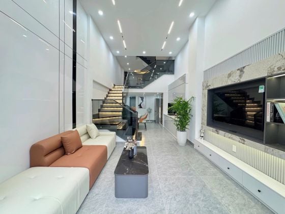 FOR RENT | 4-STOREY HOUSE – HOANG DIEU, DA NANG